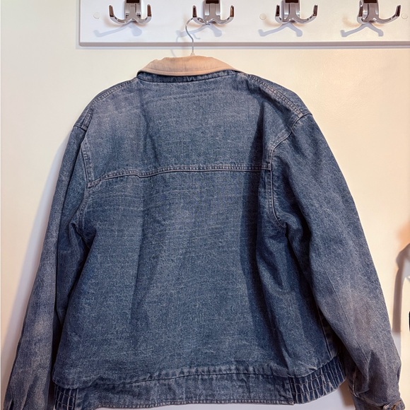 Eddie Bauer Vintage Denim Jacket with Red Plaid Lining - Picture 3 of 4